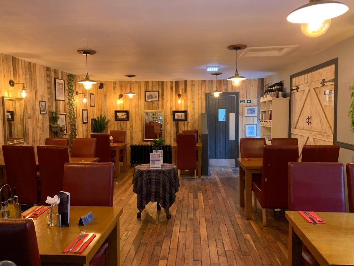 The Bruce Inn B&B Falkland Bagian luar foto