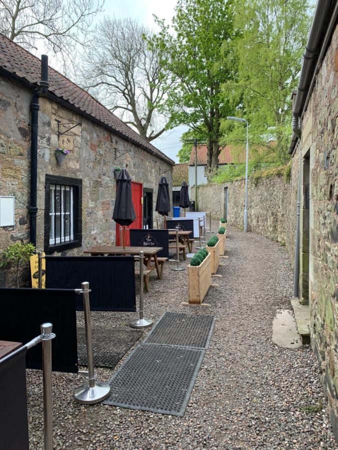 The Bruce Inn B&B Falkland Bagian luar foto