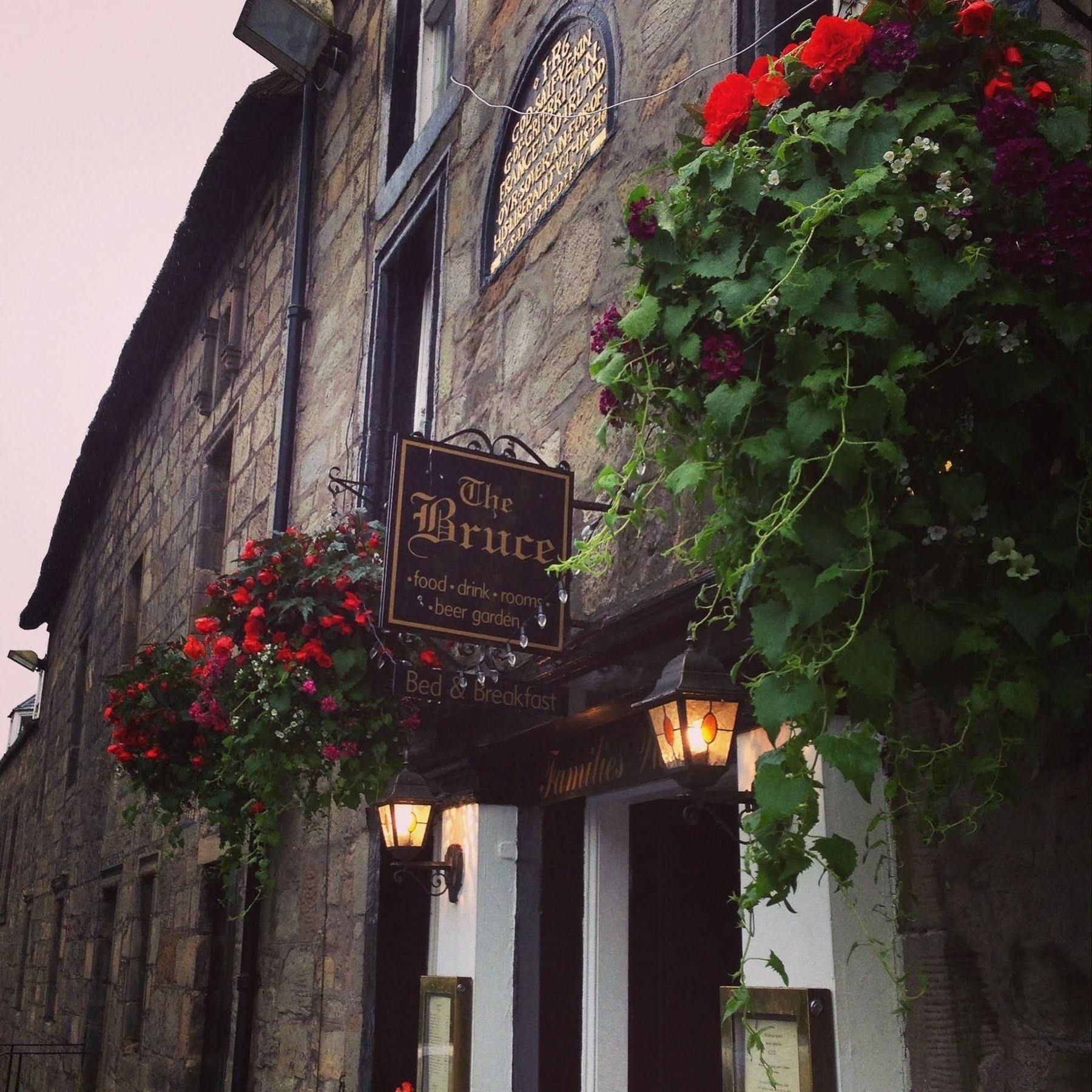 The Bruce Inn B&B Falkland Bagian luar foto