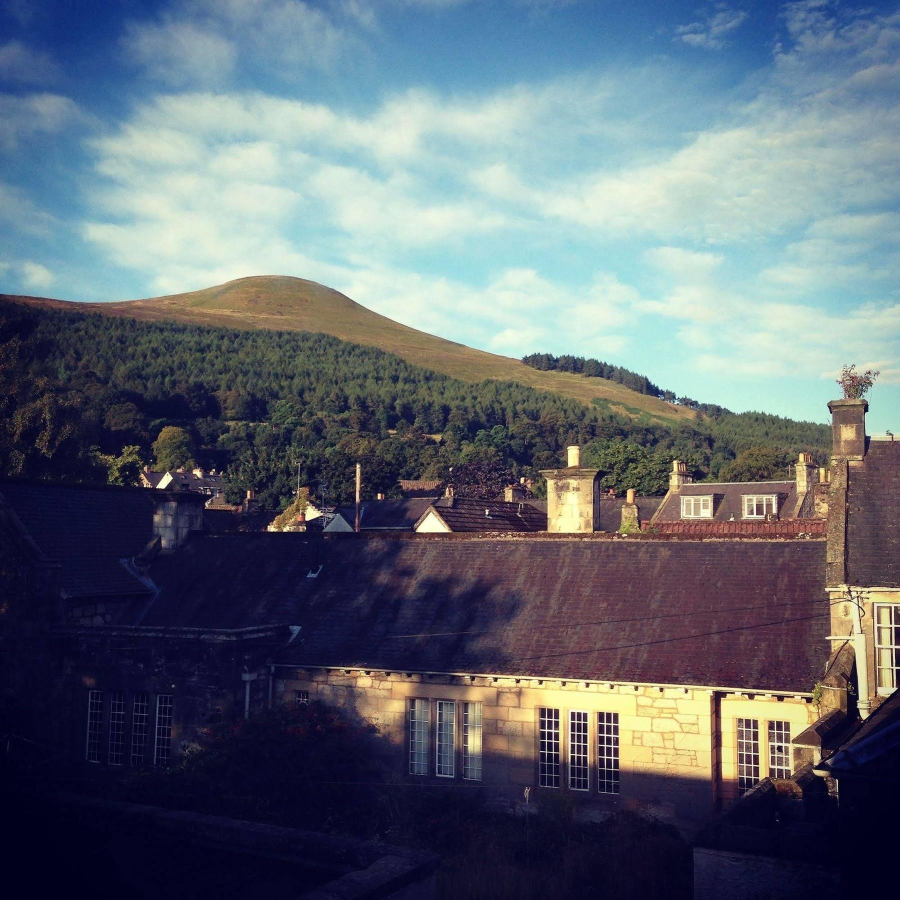 The Bruce Inn B&B Falkland Bagian luar foto
